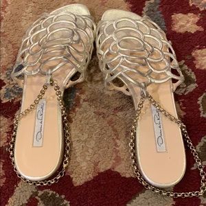 A adorable pair of Oscar de la Renta sandals!